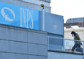 Assicurazioni: 2021 record per il bilancio del Fondo Pensione Agenti, ritoccate al rialzo pensioni