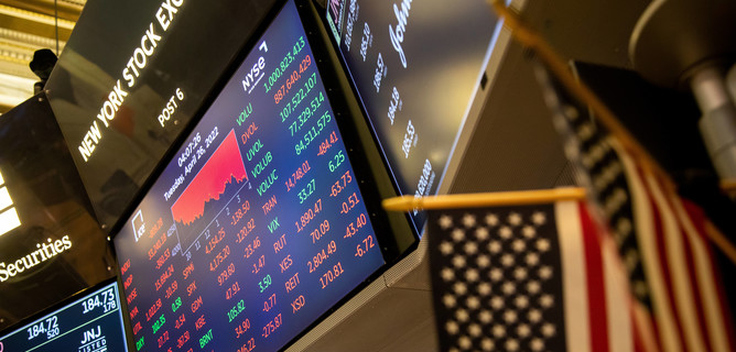 Morning Bell: mercati incerti e volatili, fari sulla Fed in vista dell’aumento dei tassi