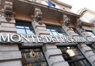 Mps, assolti i vertici della banca per i derivati legati ad Antonveneta