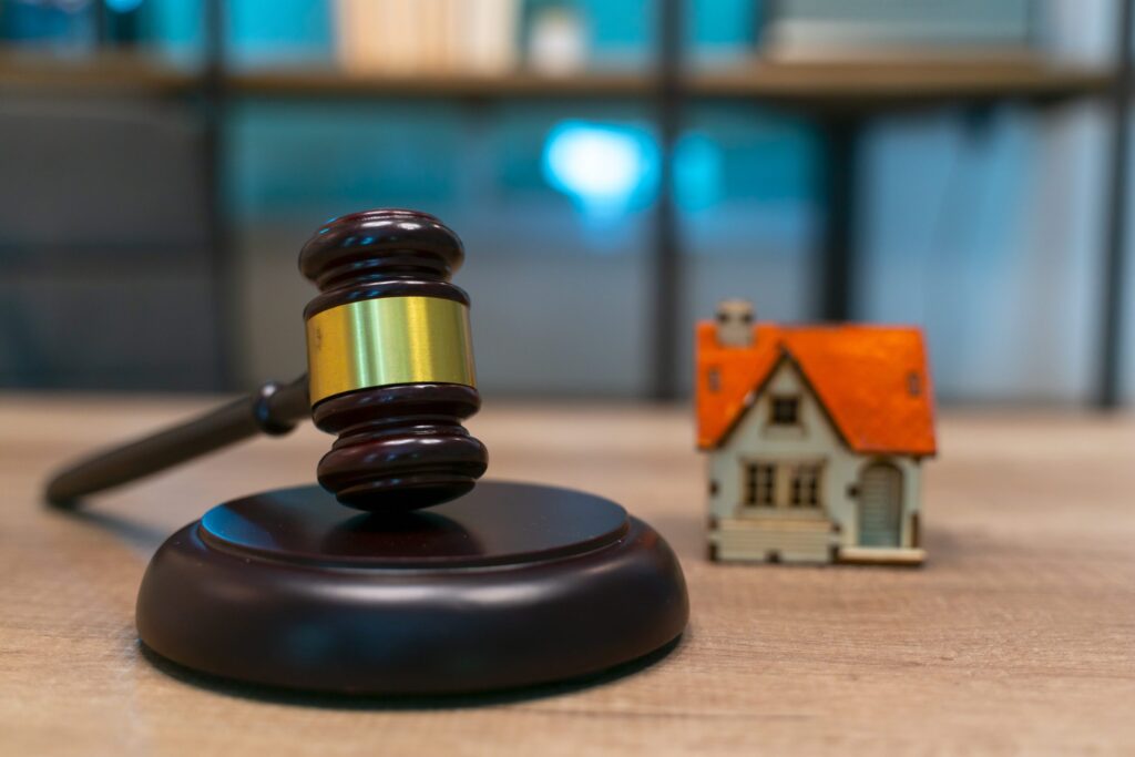 Aste immobiliari, aumentano le vendite ma i prezzi delle case schizzano in alto