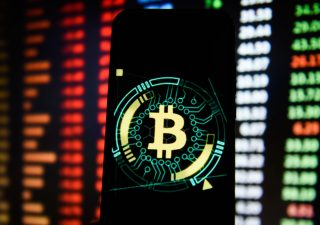 Bitcoin potrebbe crollare fino a $14.000 entro quest’anno, i motivi