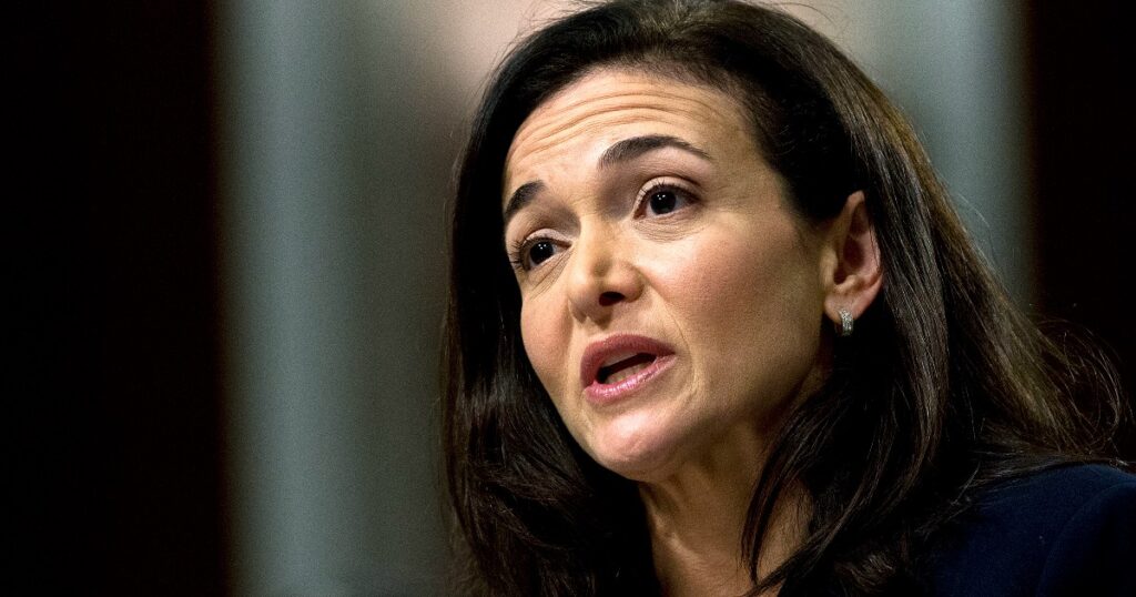 Cambio ai vertici di Meta: lascia Sheryl Sandberg, braccio destro di Zuckerberg