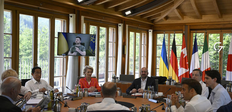Grano, armi e ricostruzione: le richieste di Zelensky al G7