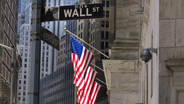 Wall Street verso settimana in pesante rosso con trading volatile