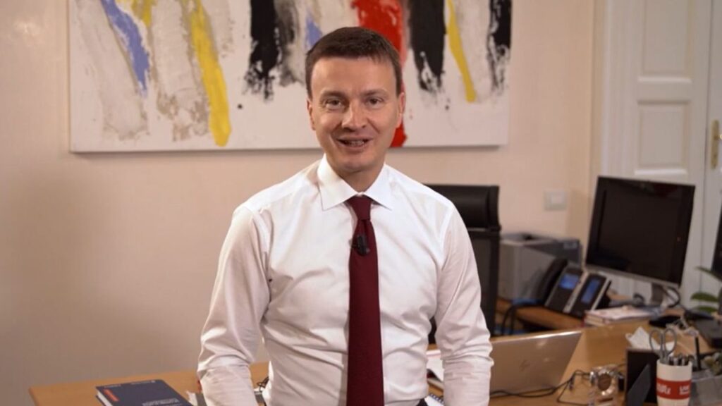 Consulenza finanziaria, in 10 anni triplicata la quota di mercato delle reti