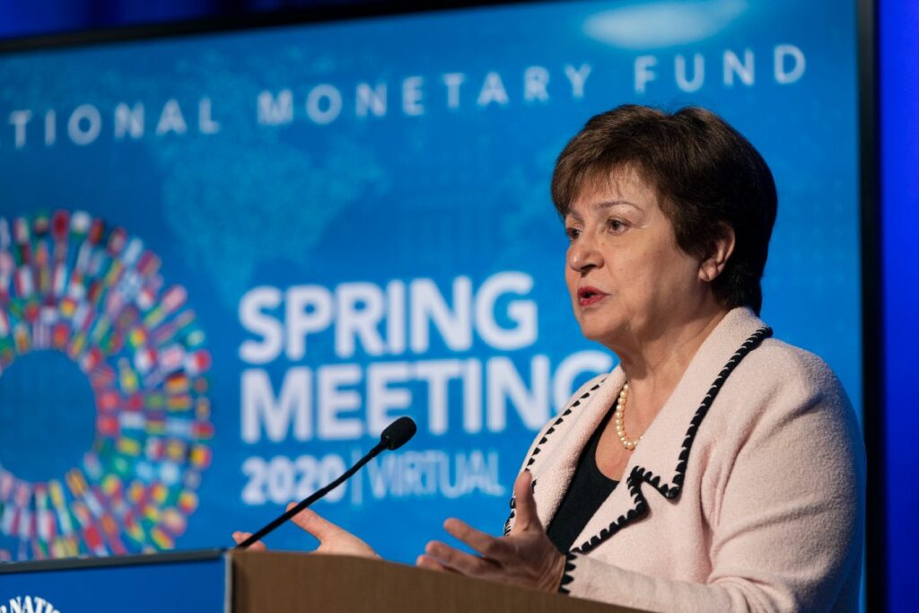 Fmi: mondo a rischio recessione. Ma l’Italia crescerà più della Germania