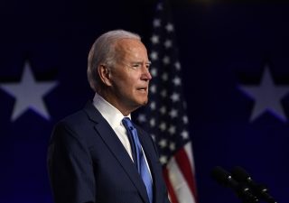 Pelosi in viaggio verso Taiwan. Mercati in subbuglio