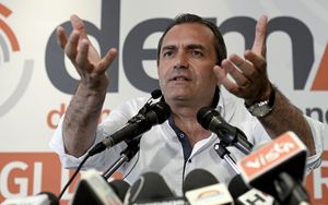 De Magistris (Unione Popolare): “Troppe disparità tra lavoratori dipendenti e autonomi”