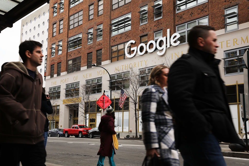 Google alza il velo su Pixel 7 e il suo primo smartwatch. Appuntamento il 6 ottobre