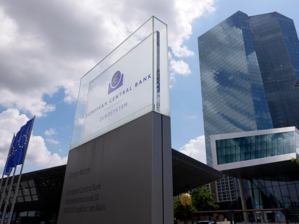 La Bce alza i tassi di interesse di 75 punti base