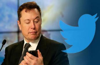 Twitter: inizia l’era Musk. La spunta blu sarà a pagamento