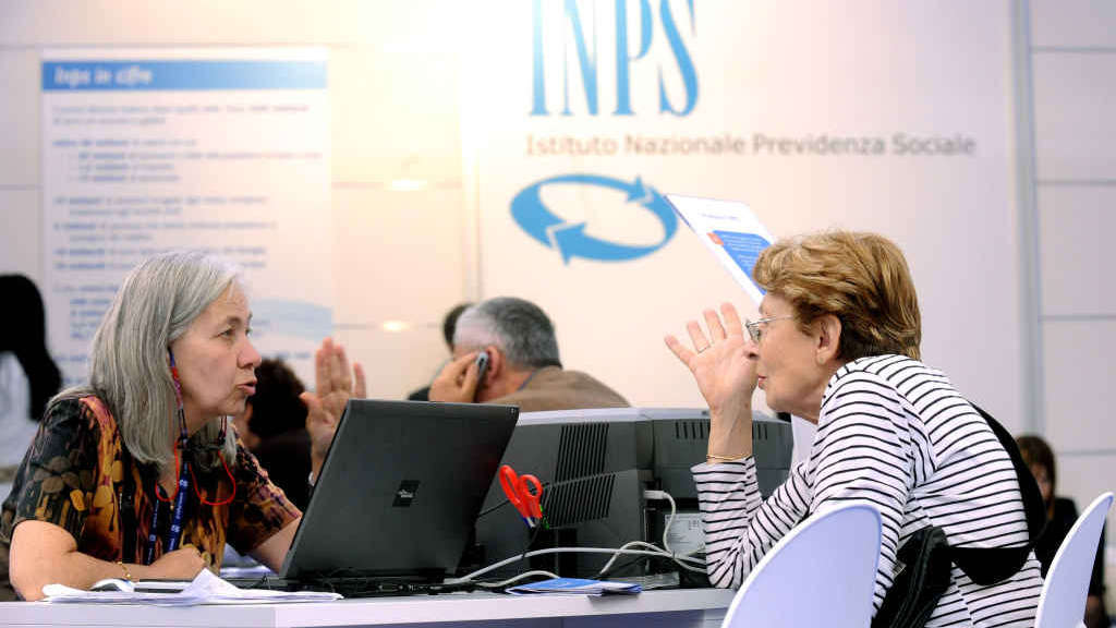 Pensioni, perché quelle delle donne sono più basse?