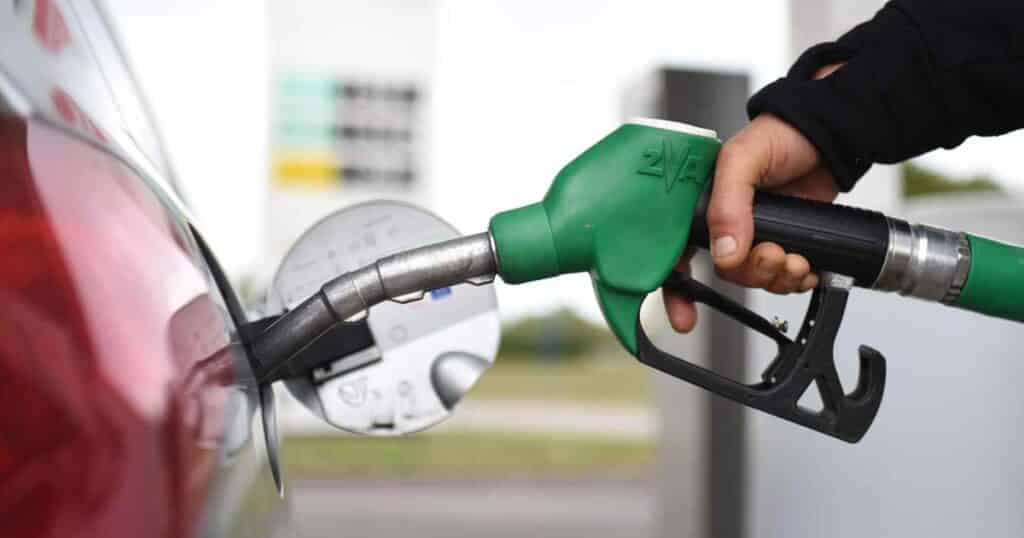 Bonus benzina da 150 euro, ecco a chi spetta e come richiederlo