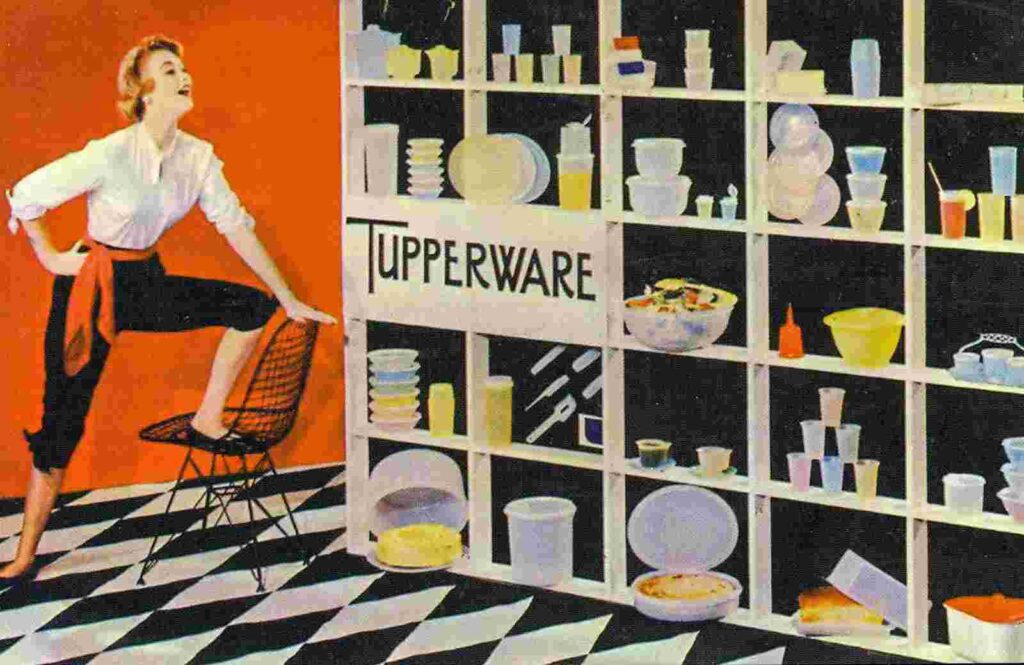 Tupperware, il colosso americano annuncia il fallimento: “La strada migliore da seguire”